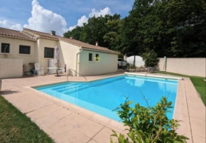 Charmante villa avec piscine à 8 minutes d'Uzès